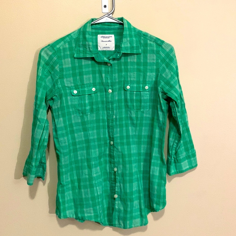 American Eagle button up